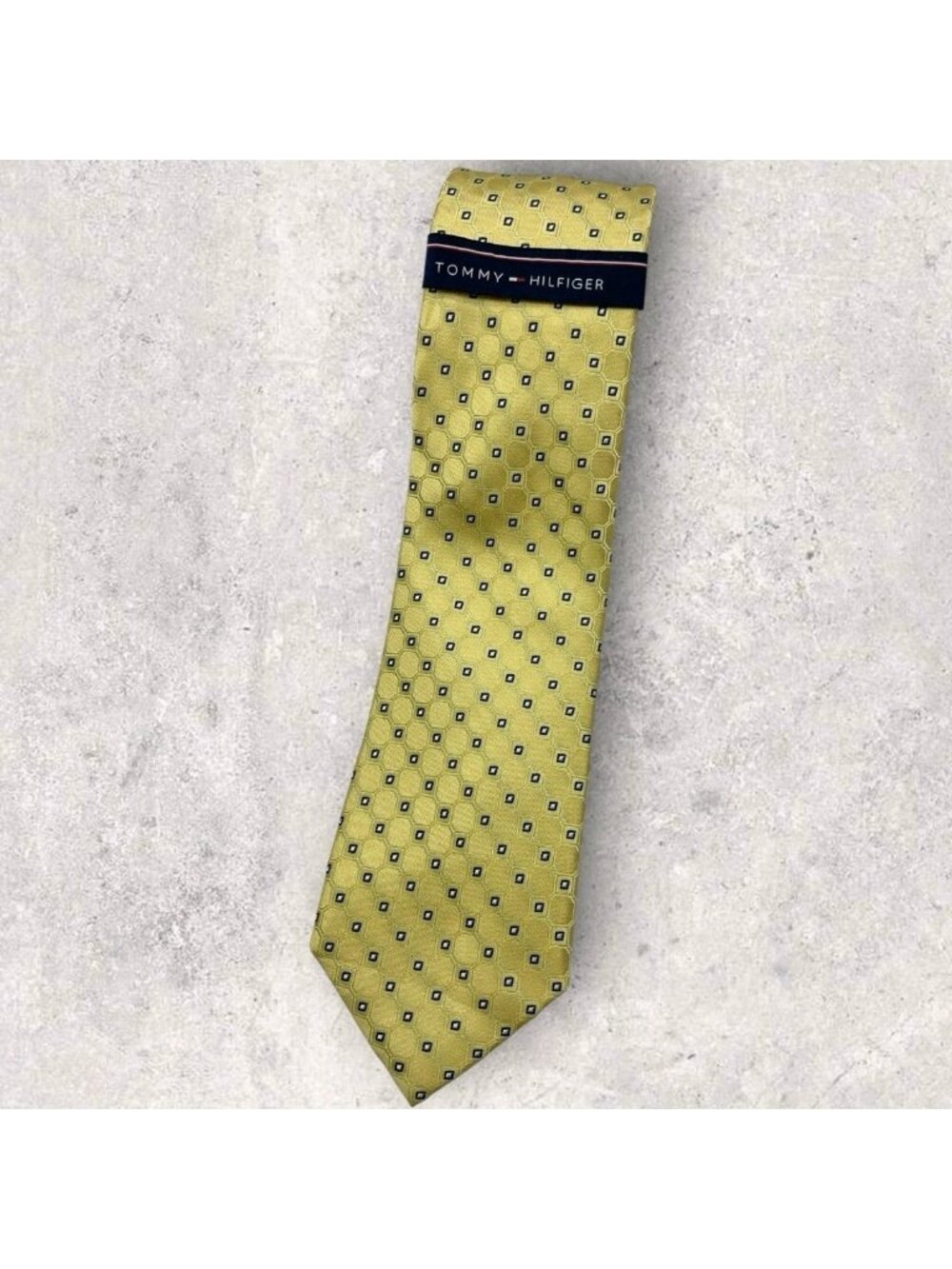 NEW TOMMY HILFIGER Silk Tie Yellow Navy Geometric W:3.4"
